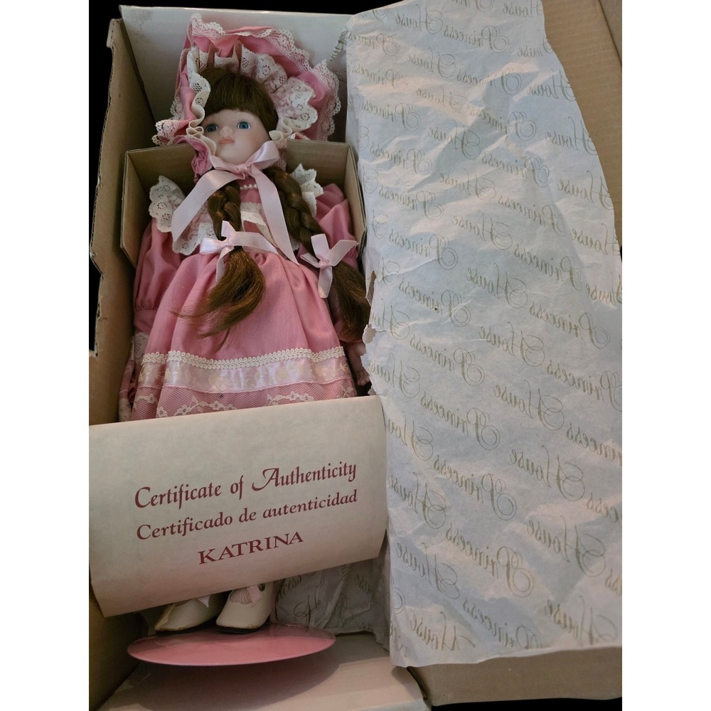 PRINCESS HOUSE 696 KATRINA PORCELAIN COLLECTOR 15'' DOLL NIB
